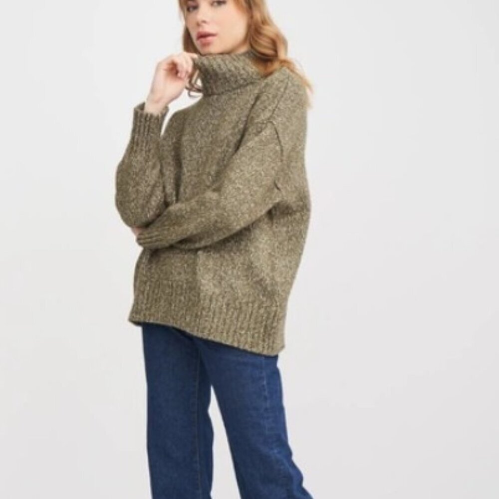 NWOT H&M Cotton Wool Blend Oversized Women's Olive Green Sweater Size L